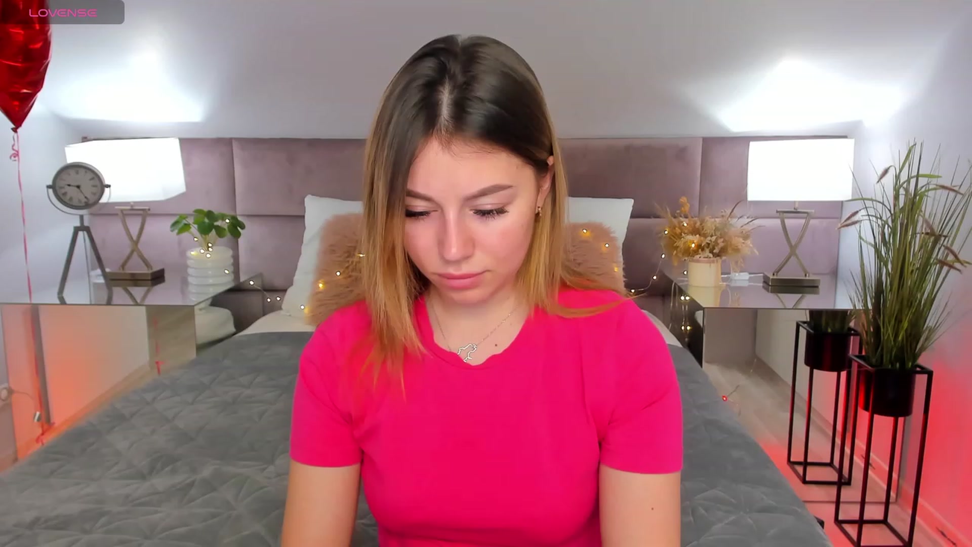 Gallery image thumbnail from SofiBlooom's myfreecams stream on, 03/10/2024, 19:58 image 8 of 20