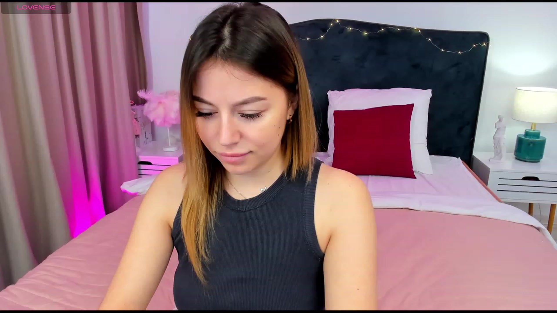 Gallery image thumbnail from SofiBlooom's myfreecams stream on, 03/14/2024, 10:19 image 20 of 20
