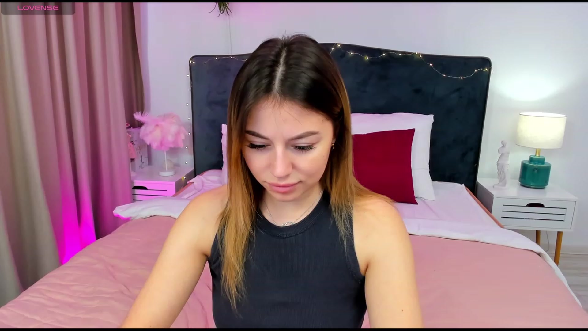 Gallery image thumbnail from SofiBlooom's myfreecams stream on, 03/14/2024, 12:10 image 3 of 20