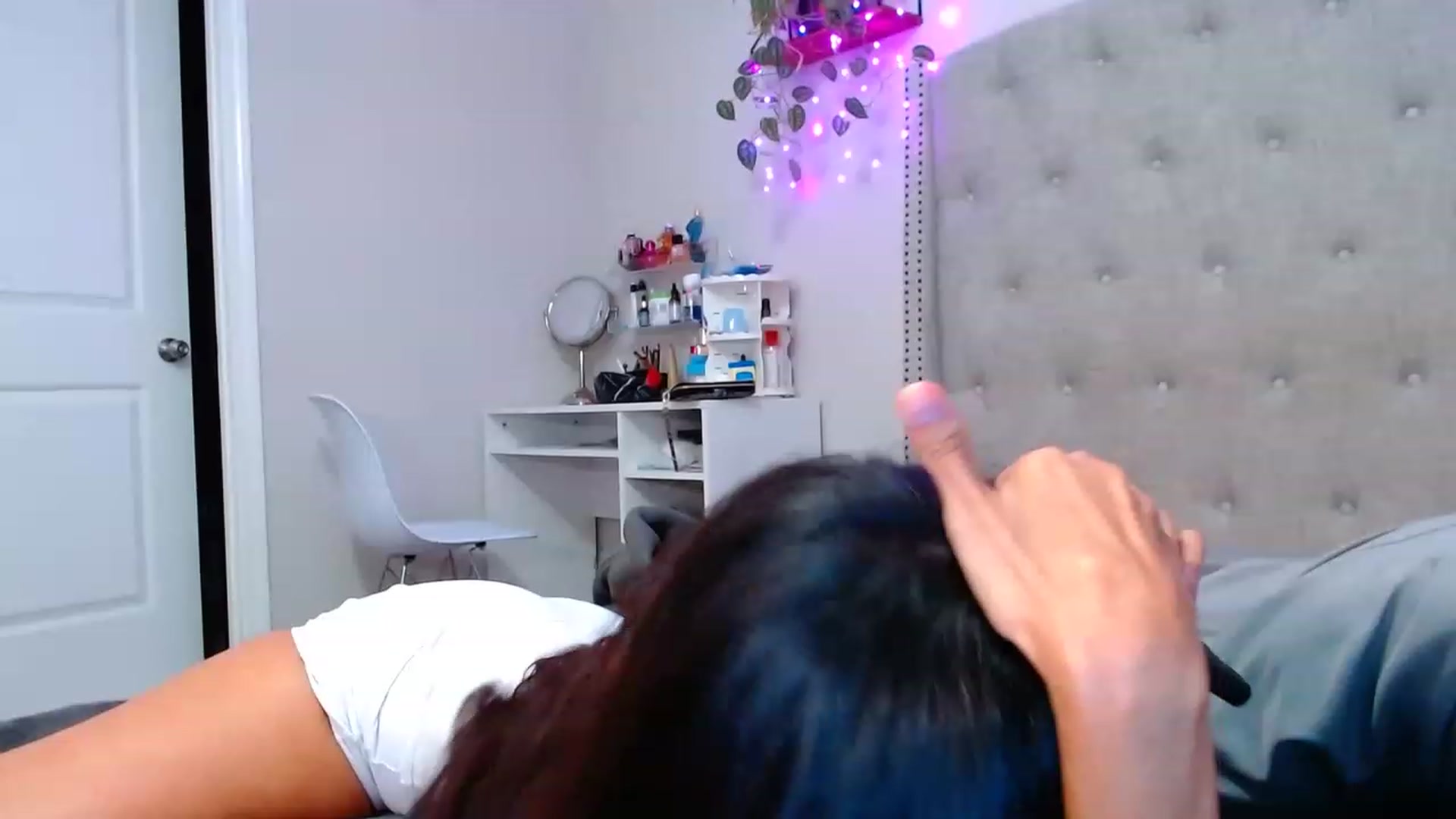 Gallery image thumbnail from SofiDiamond_'s myfreecams stream on, 11/23/2022, 22:09 image 11 of 20