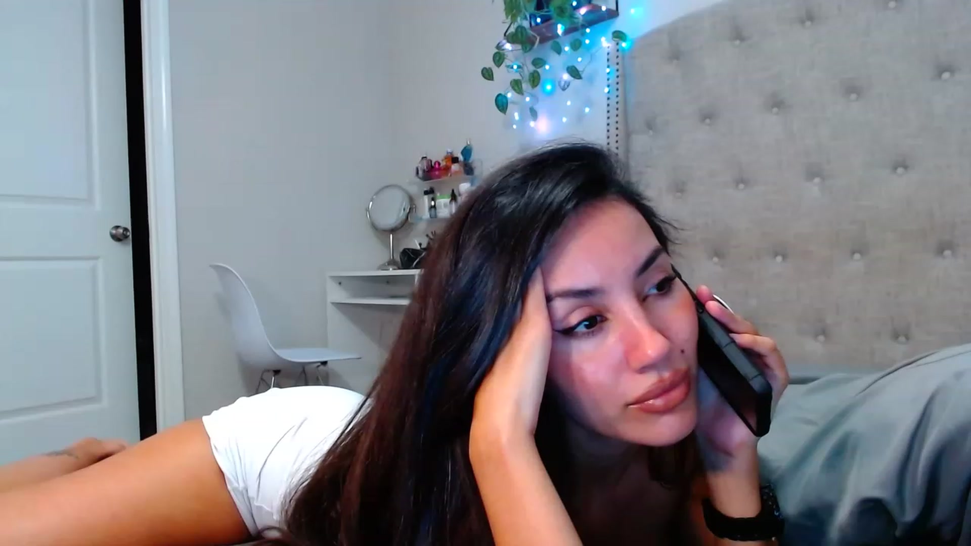 Gallery image thumbnail from SofiDiamond_'s myfreecams stream on, 11/23/2022, 22:09 image 12 of 20