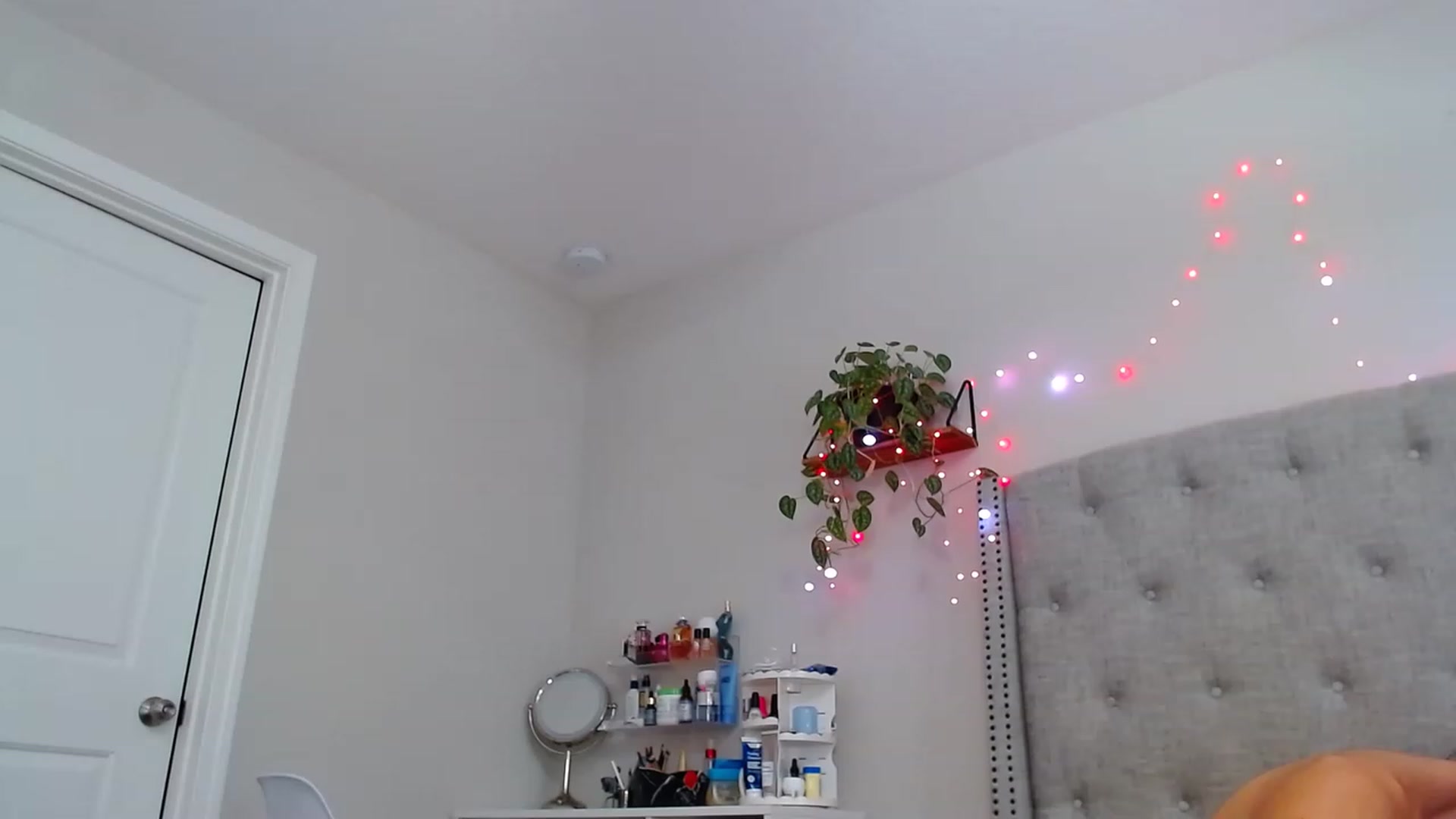 Gallery image thumbnail from SofiDiamond_'s myfreecams stream on, 11/28/2022, 21:13 image 2 of 20