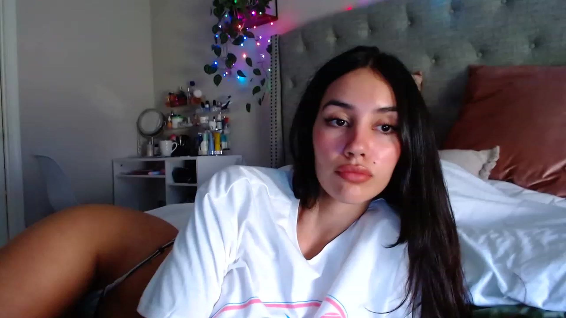 Gallery image thumbnail from SofiDiamond_'s myfreecams stream on, 07/07/2023, 17:13 image 2 of 20