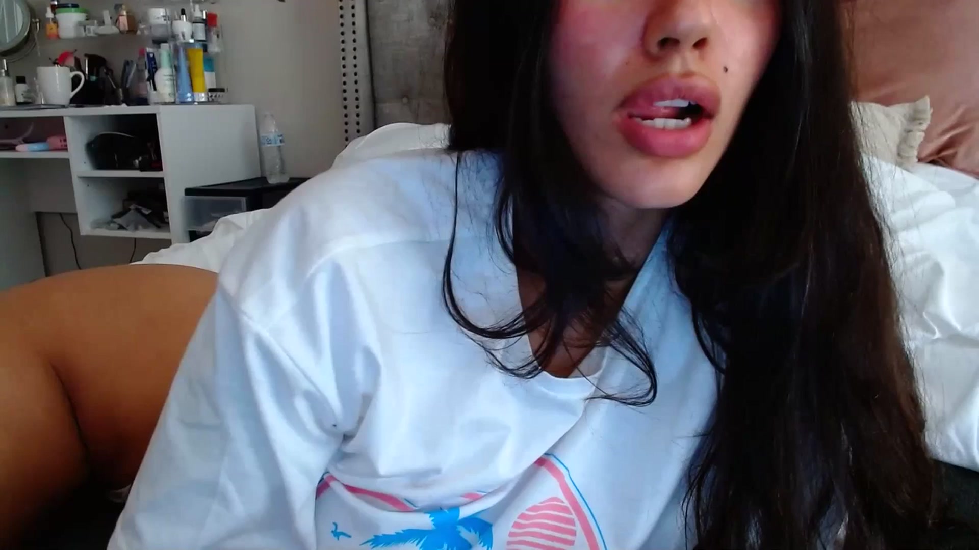Gallery image thumbnail from SofiDiamond_'s myfreecams stream on, 07/07/2023, 20:35 image 10 of 20