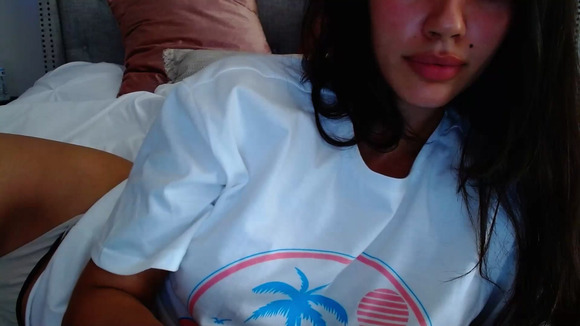 Gallery image thumbnail from SofiDiamond_'s myfreecams stream on, 07/07/2023, 20:35 image 1 of 20