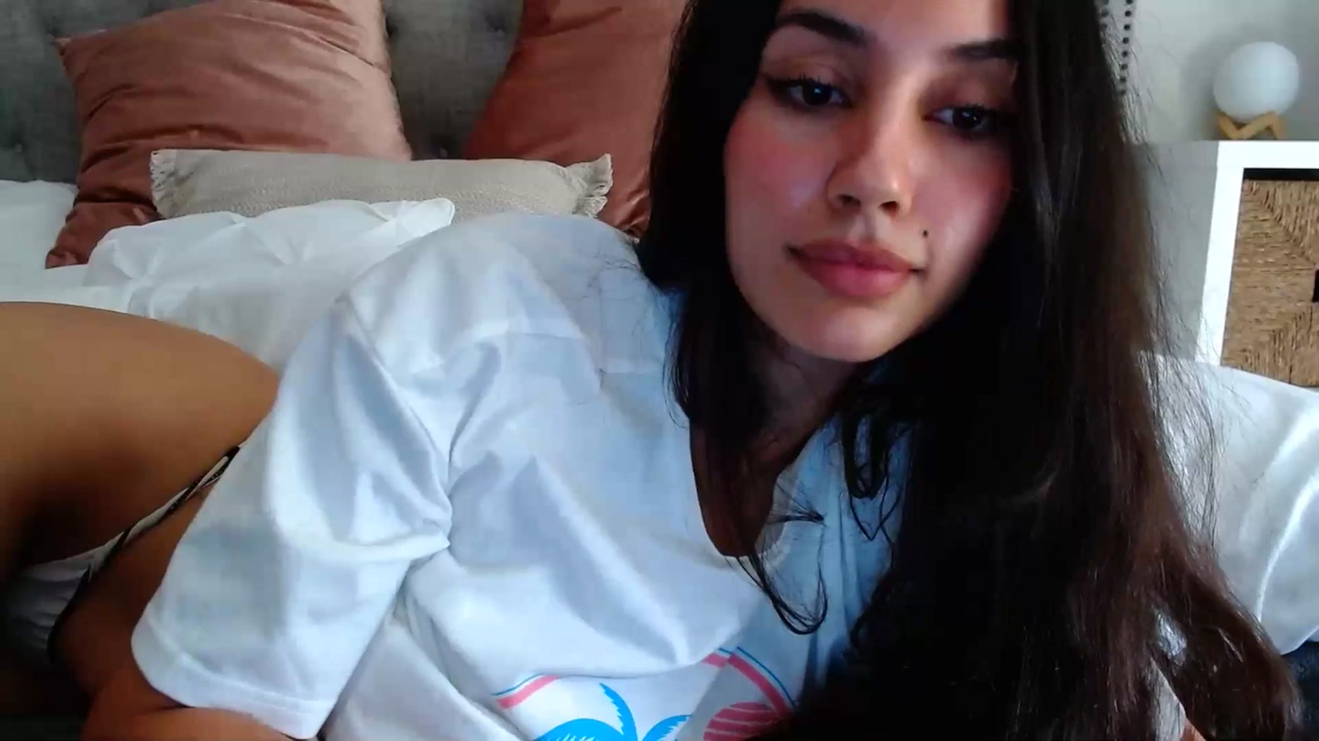 Gallery image thumbnail from SofiDiamond_'s myfreecams stream on, 07/07/2023, 20:35 image 12 of 20