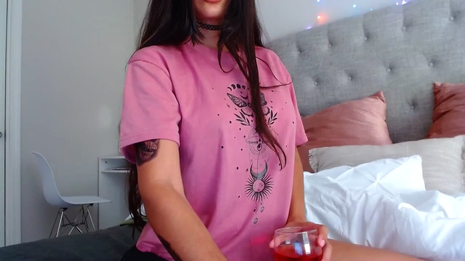 Gallery image thumbnail from SofiDiamond_'s myfreecams stream on, 07/08/2023, 20:16 image 7 of 20