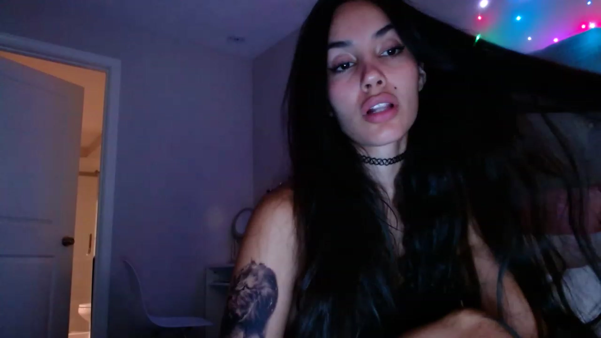 Gallery image thumbnail from SofiDiamond_'s myfreecams stream on, 07/09/2023, 24:26 image 2 of 20