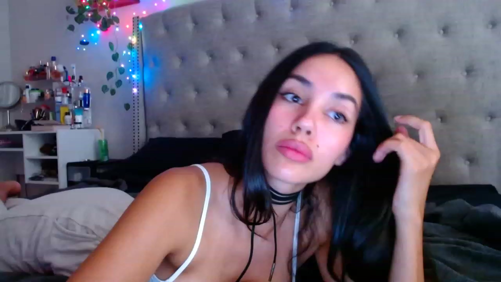 Gallery image thumbnail from SofiDiamond_'s myfreecams stream on, 08/05/2023, 21:13 image 7 of 20