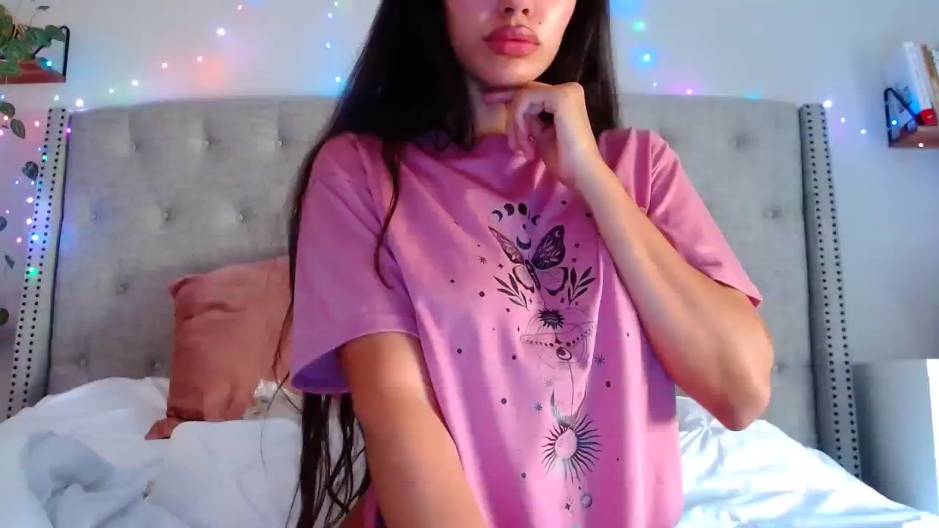 Gallery image thumbnail from SofiDiamond_'s myfreecams stream on, 08/15/2023, 16:59 image 1 of 20