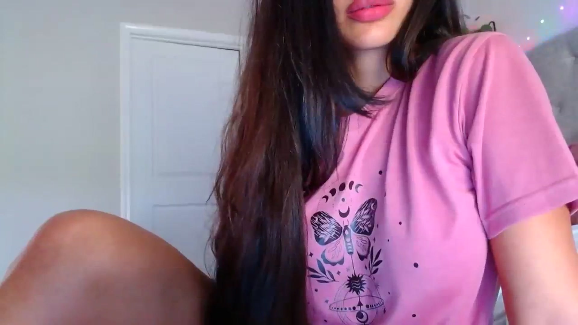 Gallery image thumbnail from SofiDiamond_'s myfreecams stream on, 08/15/2023, 16:59 image 14 of 20