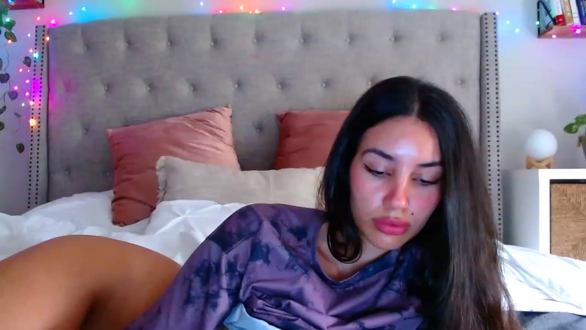 Gallery image thumbnail from SofiDiamond_'s myfreecams stream on, 08/17/2023, 18:10 image 13 of 20