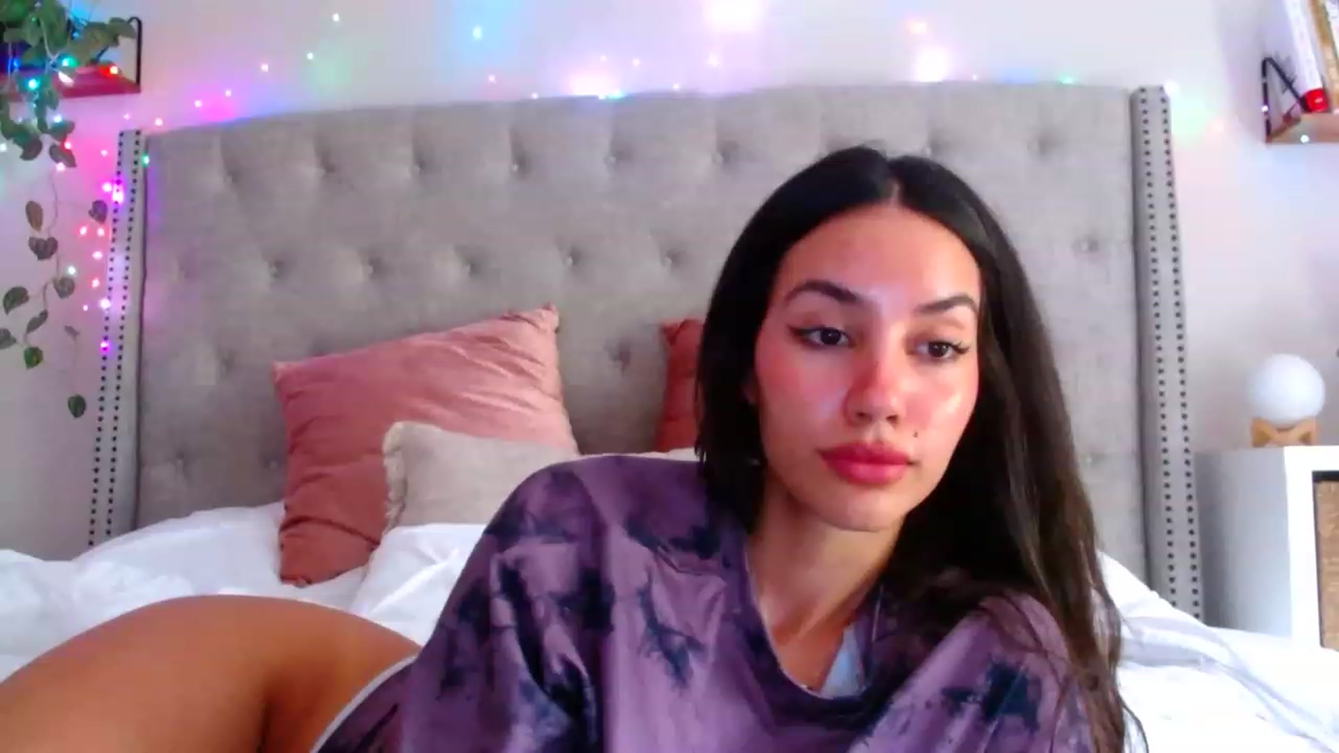 Gallery image thumbnail from SofiDiamond_'s myfreecams stream on, 08/17/2023, 18:10 image 5 of 20