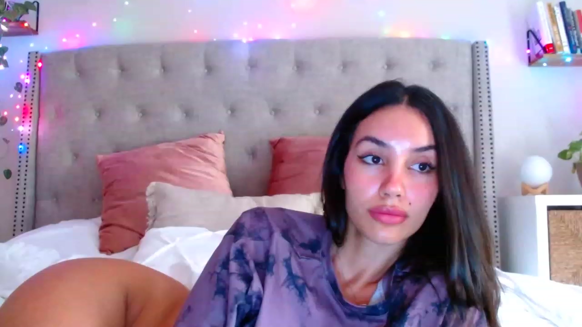 Gallery image thumbnail from SofiDiamond_'s myfreecams stream on, 08/17/2023, 18:10 image 6 of 20