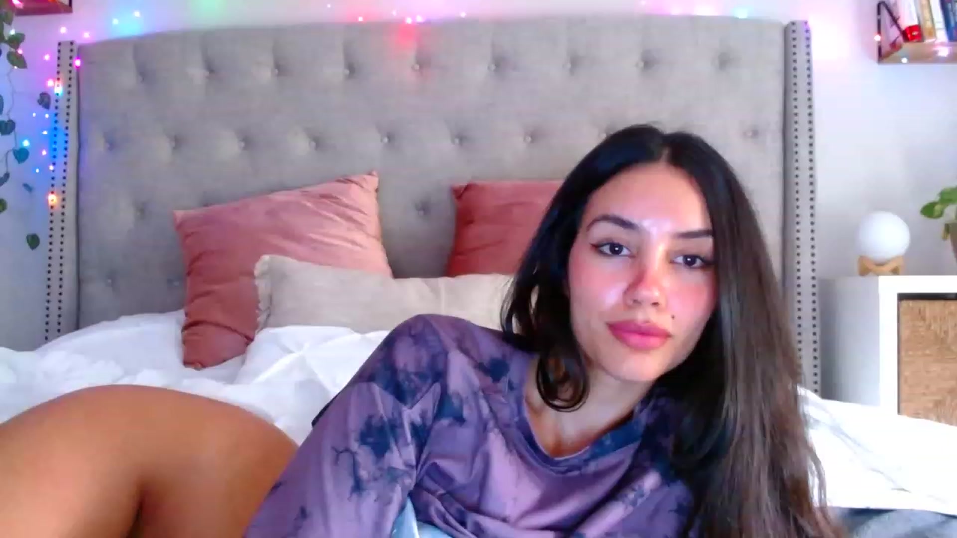 Gallery image thumbnail from SofiDiamond_'s myfreecams stream on, 08/17/2023, 18:10 image 11 of 20