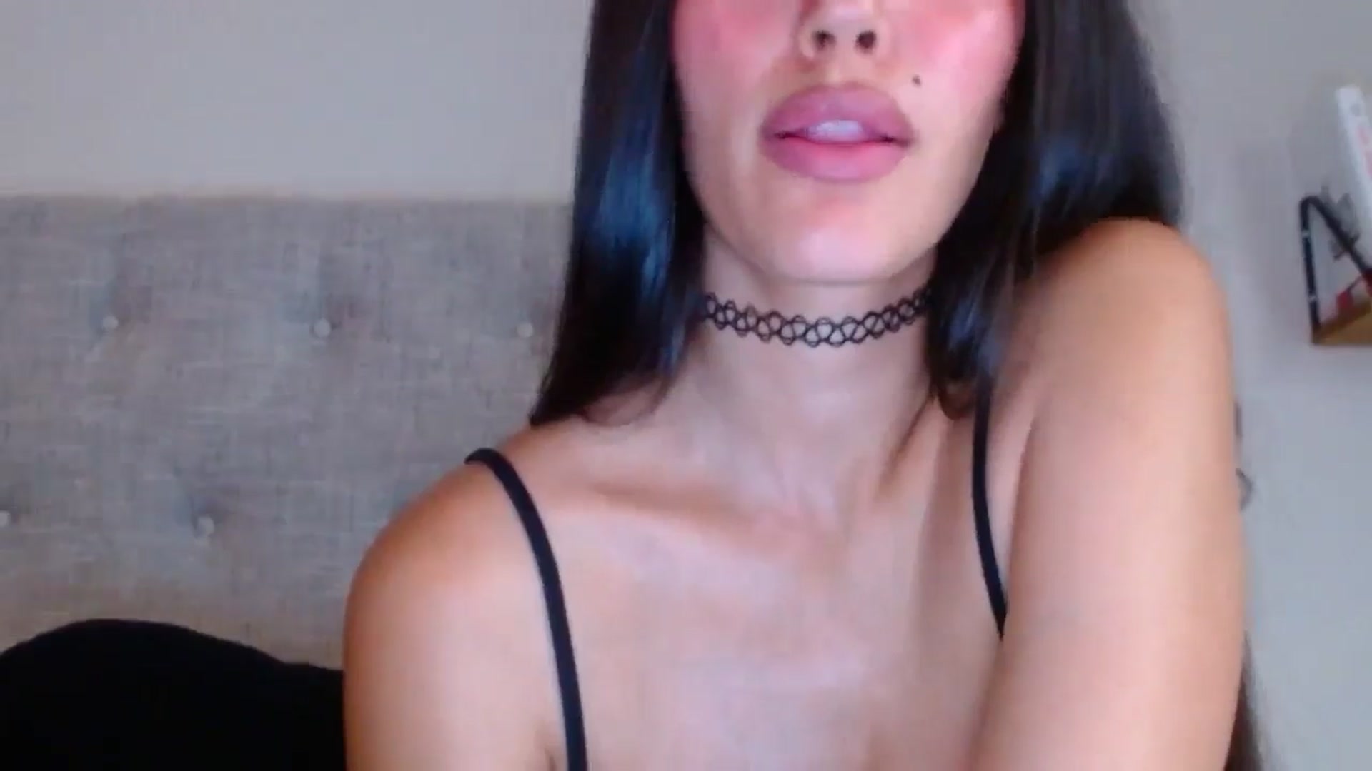 Gallery image thumbnail from SofiDiamond_'s myfreecams stream on, 09/23/2024, 16:23 image 18 of 20