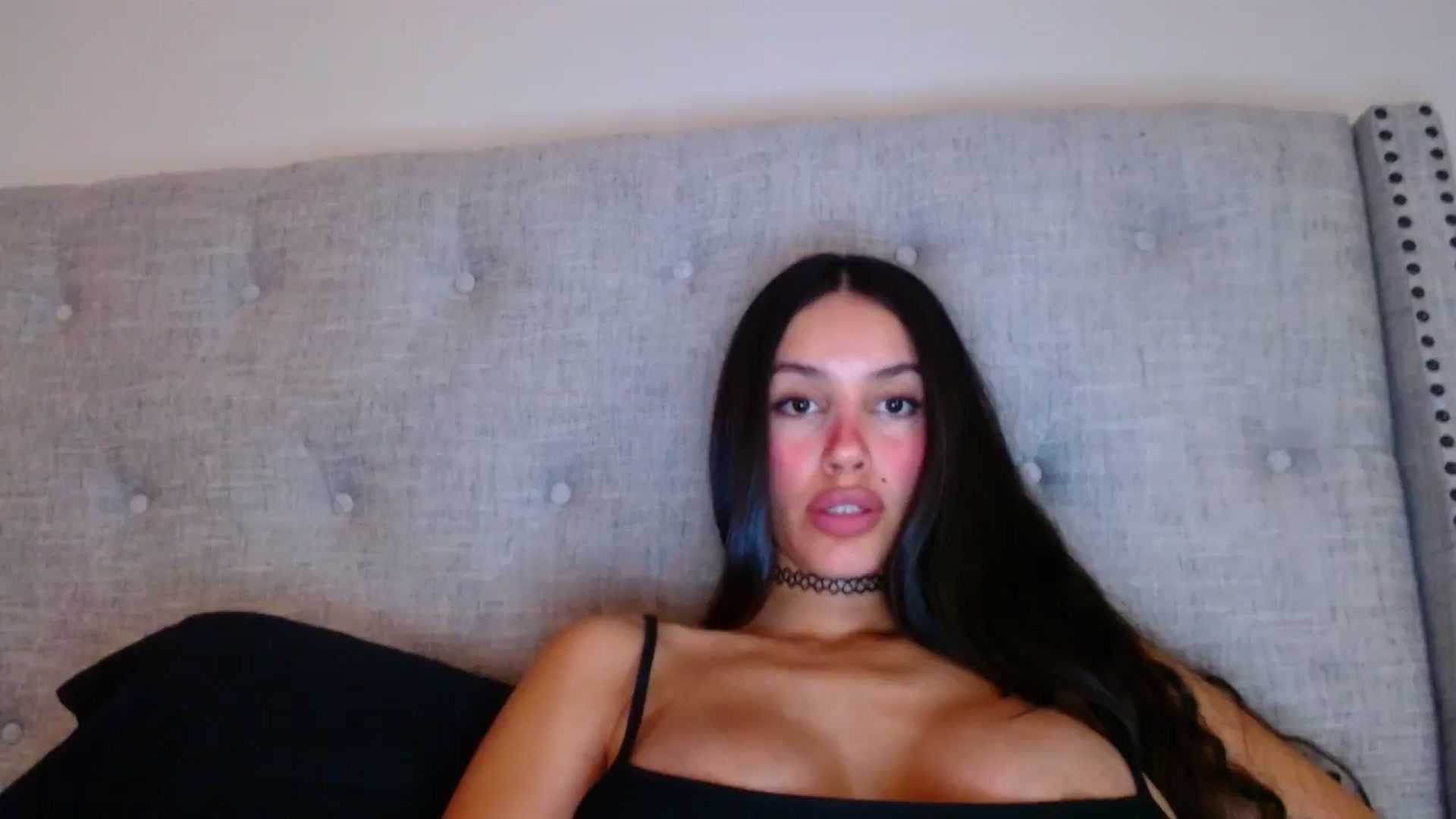 Gallery image thumbnail from SofiDiamond_'s myfreecams stream on, 09/23/2024, 16:23 image 5 of 20