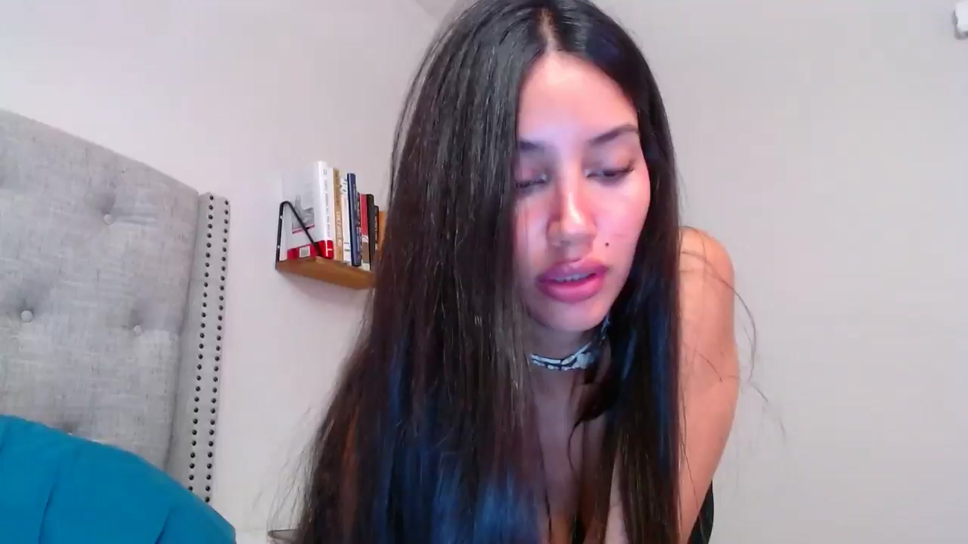Gallery image thumbnail from SofiDiamond_'s myfreecams stream on, 09/29/2024, 24:00 image 10 of 20