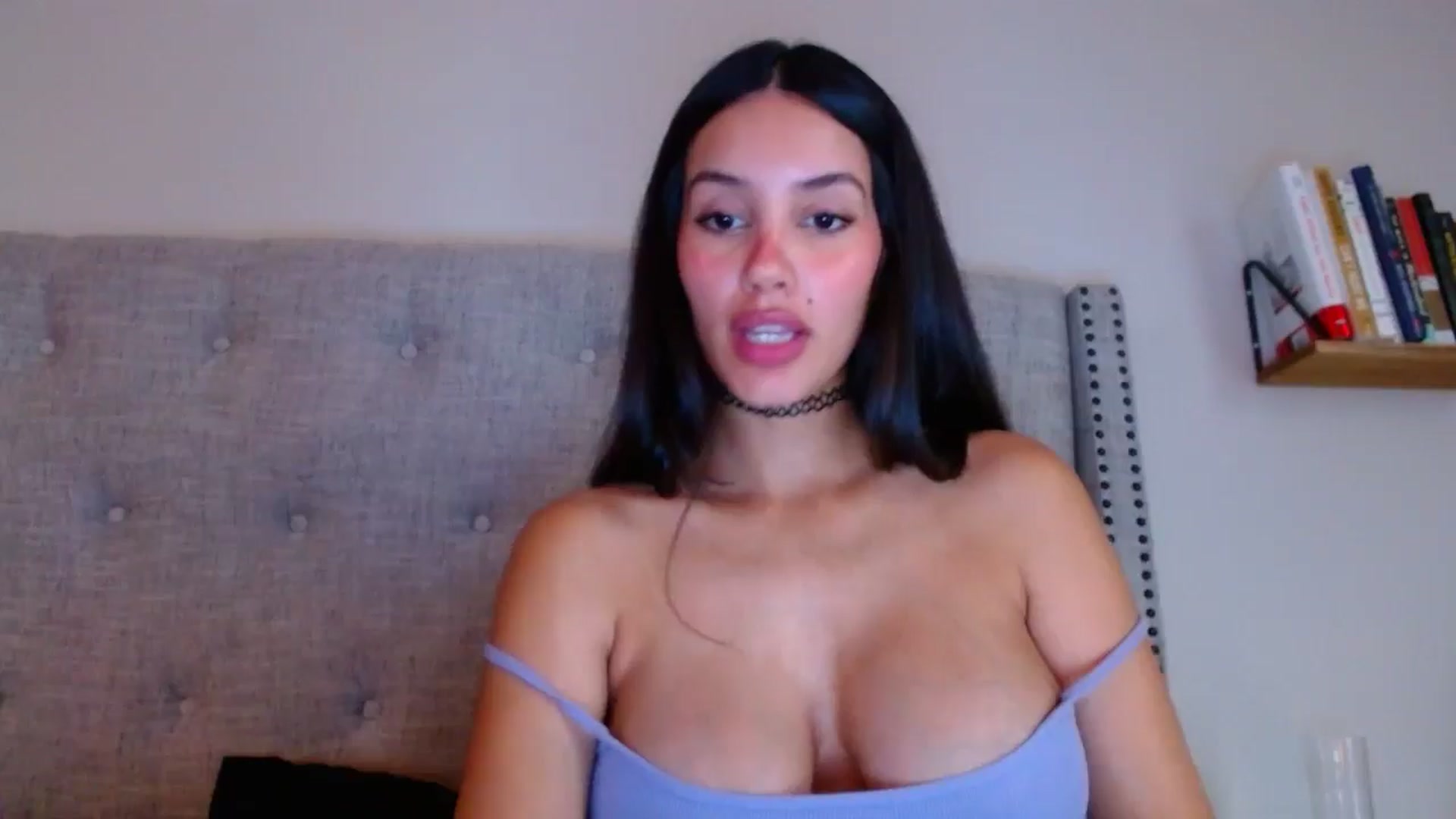 Gallery image thumbnail from SofiDiamond_'s myfreecams stream on, 10/22/2024, 17:23 image 18 of 20