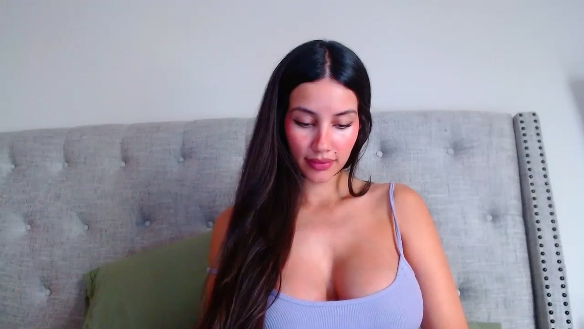 Gallery image thumbnail from SofiDiamond_'s myfreecams stream on, 10/31/2024, 21:13 image 7 of 20