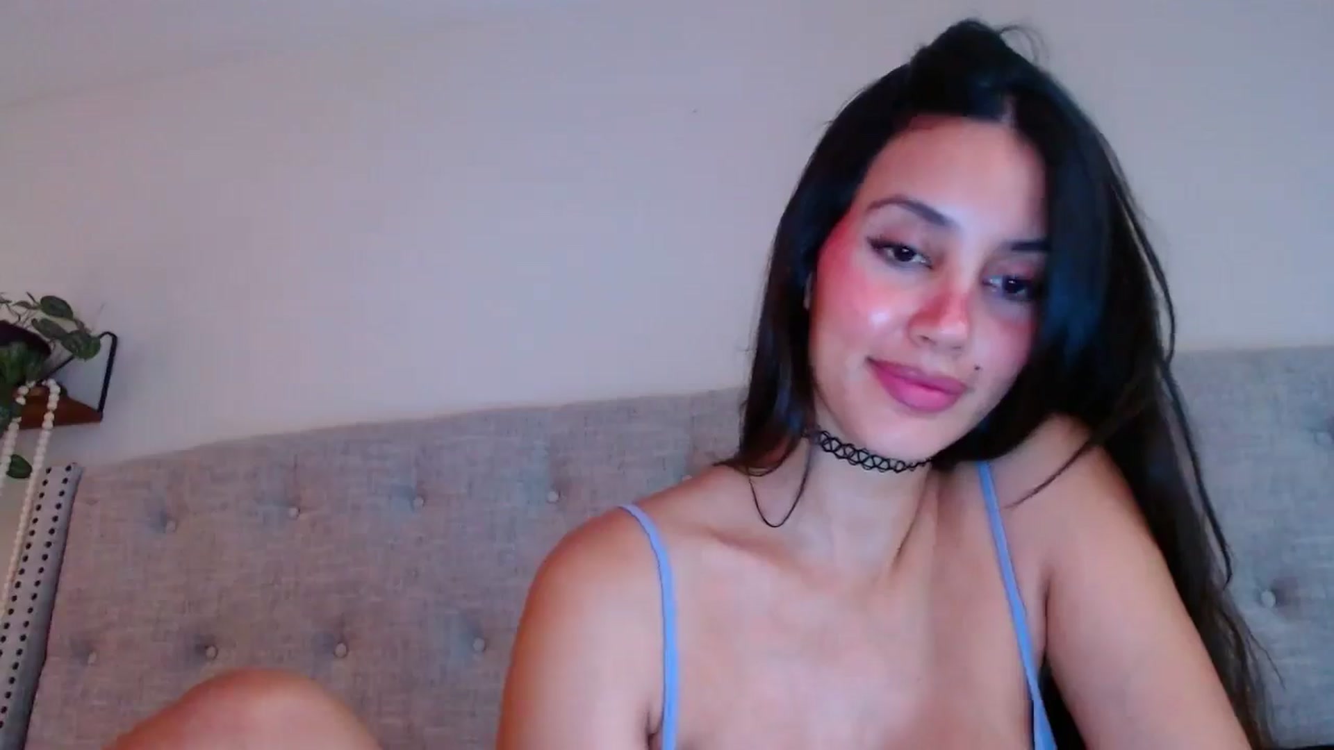 Gallery image thumbnail from SofiDiamond_'s myfreecams stream on, 11/08/2024, 19:50 image 2 of 20