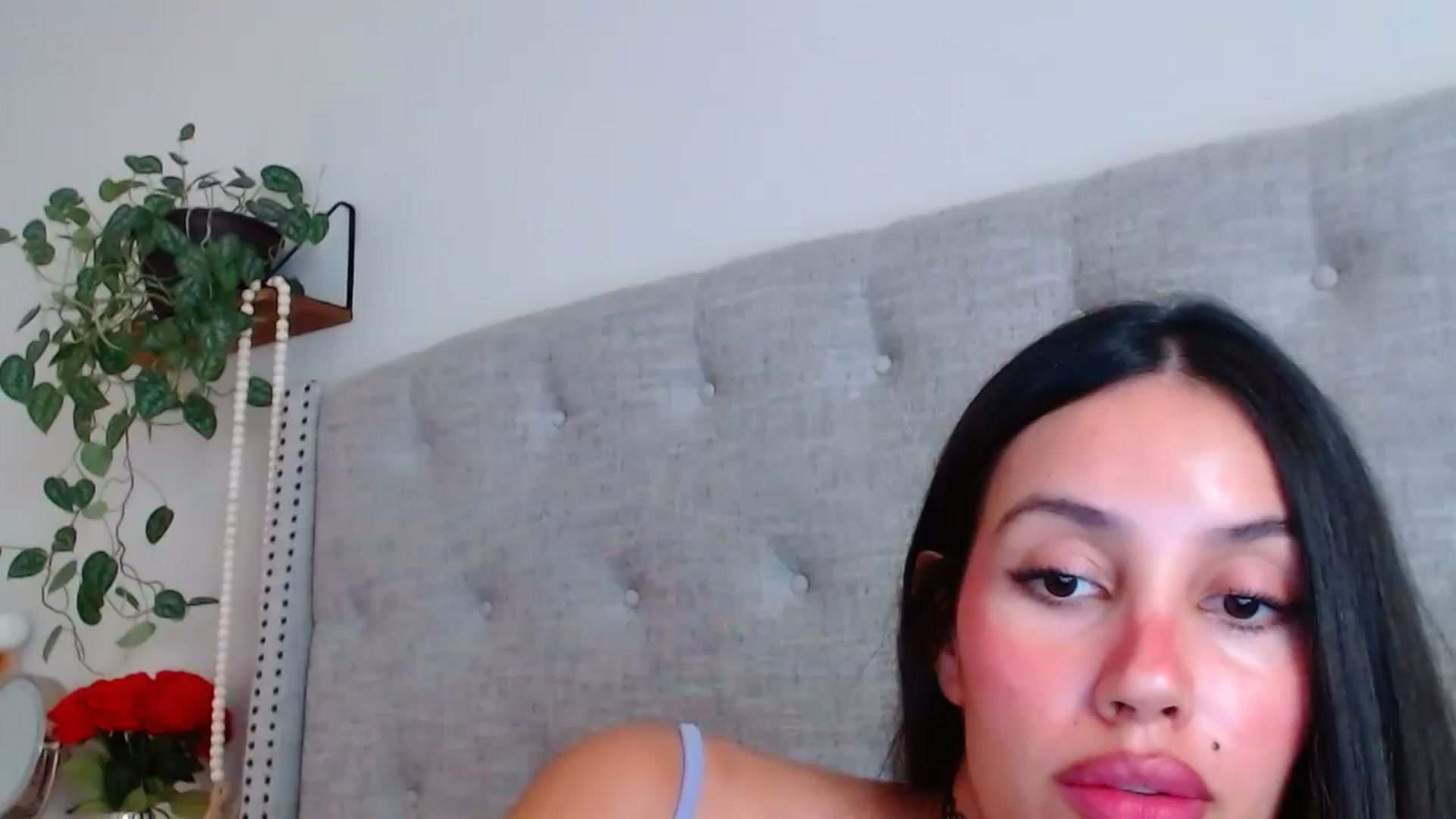 Gallery image thumbnail from SofiDiamond_'s myfreecams stream on, 11/08/2024, 20:32 image 1 of 20