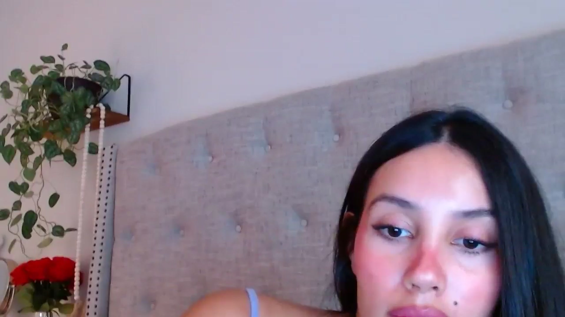 Gallery image thumbnail from SofiDiamond_'s myfreecams stream on, 11/08/2024, 20:32 image 2 of 20