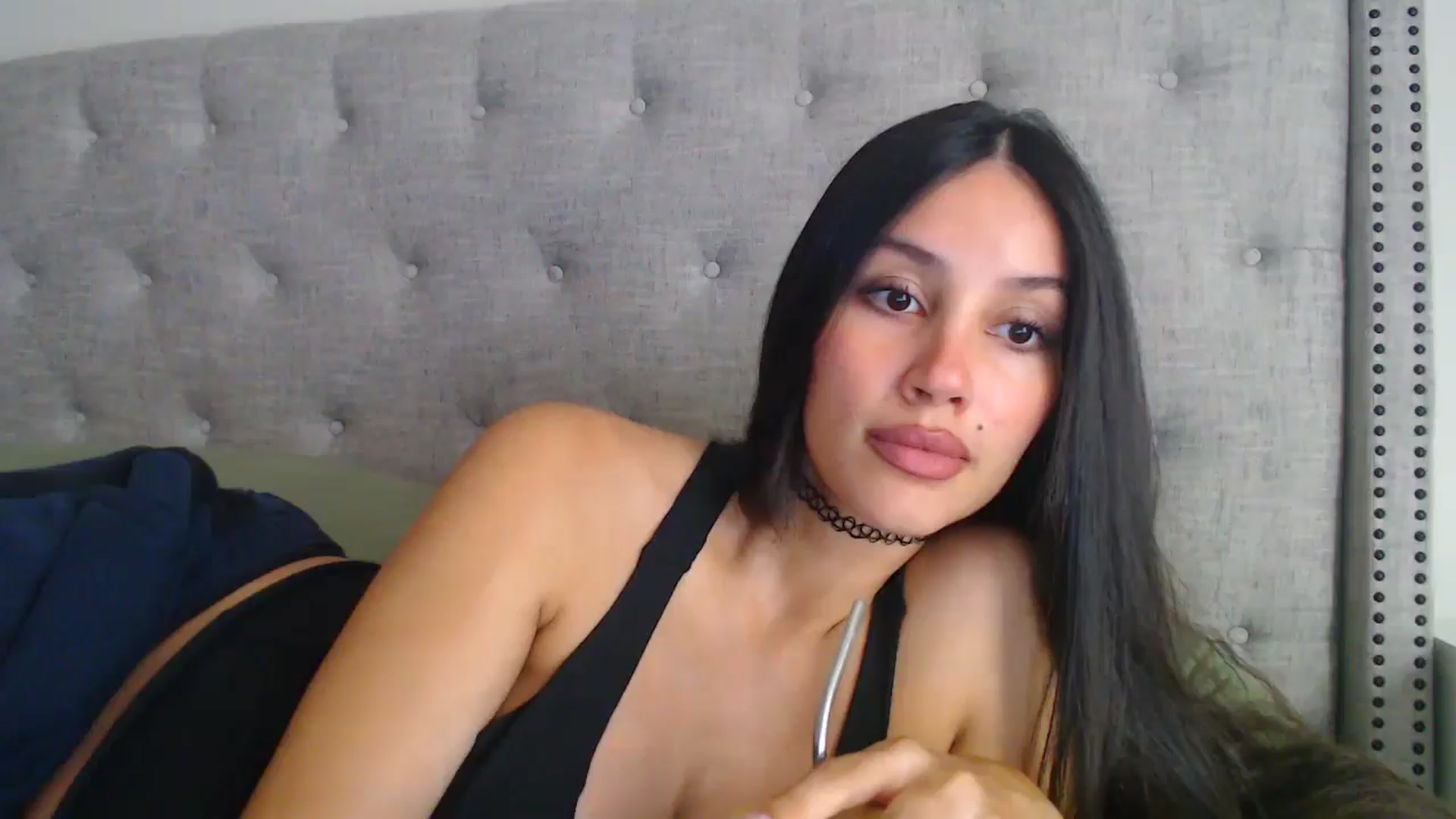 Gallery image thumbnail from SofiDiamond_'s myfreecams stream on, 11/23/2024, 19:52 image 1 of 20