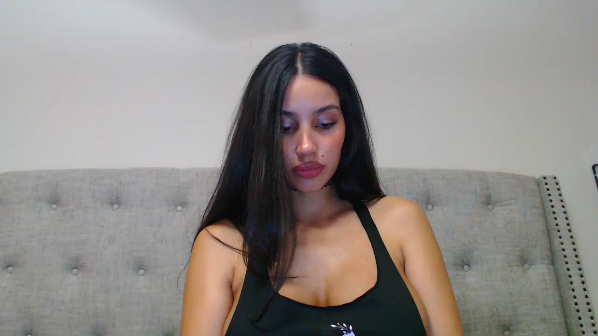 Gallery image thumbnail from SofiDiamond_'s myfreecams stream on, 11/30/2024, 22:49 image 11 of 20
