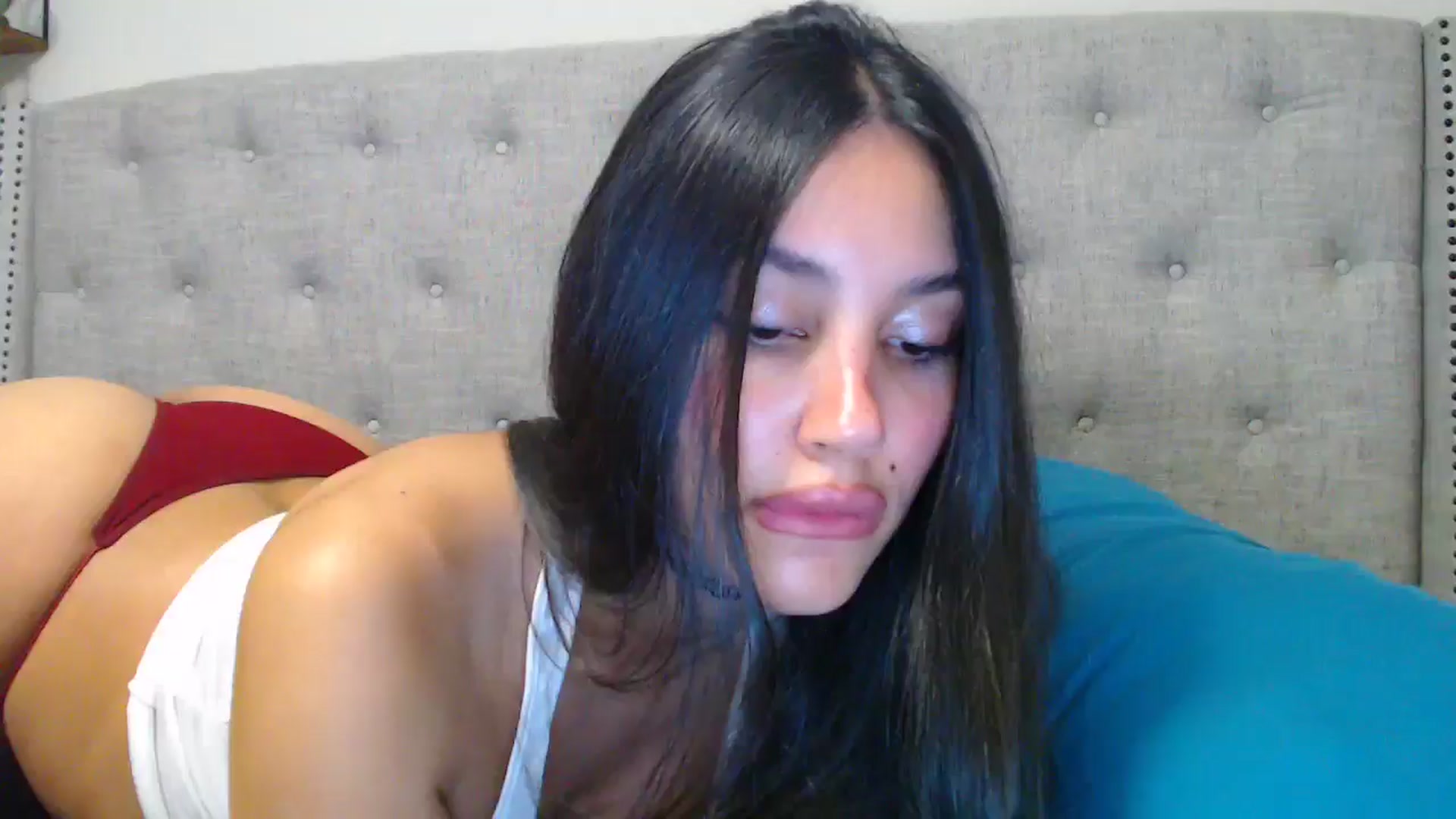 Gallery image thumbnail from SofiDiamond_'s myfreecams stream on, 12/06/2024, 22:09 image 2 of 20