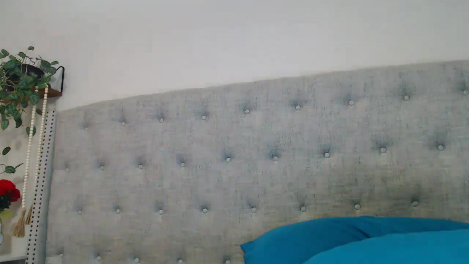 Gallery image thumbnail from SofiDiamond_'s myfreecams stream on, 12/11/2024, 19:26 image 13 of 20