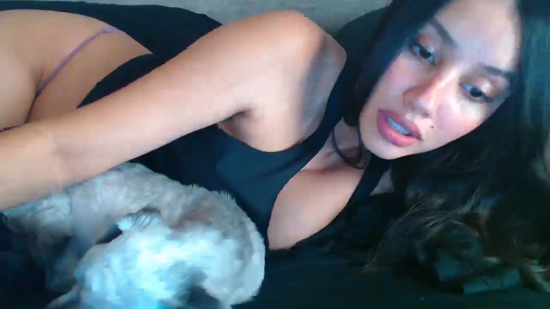 Gallery image thumbnail from SofiDiamond_'s myfreecams stream on, 12/20/2024, 21:41 image 8 of 20