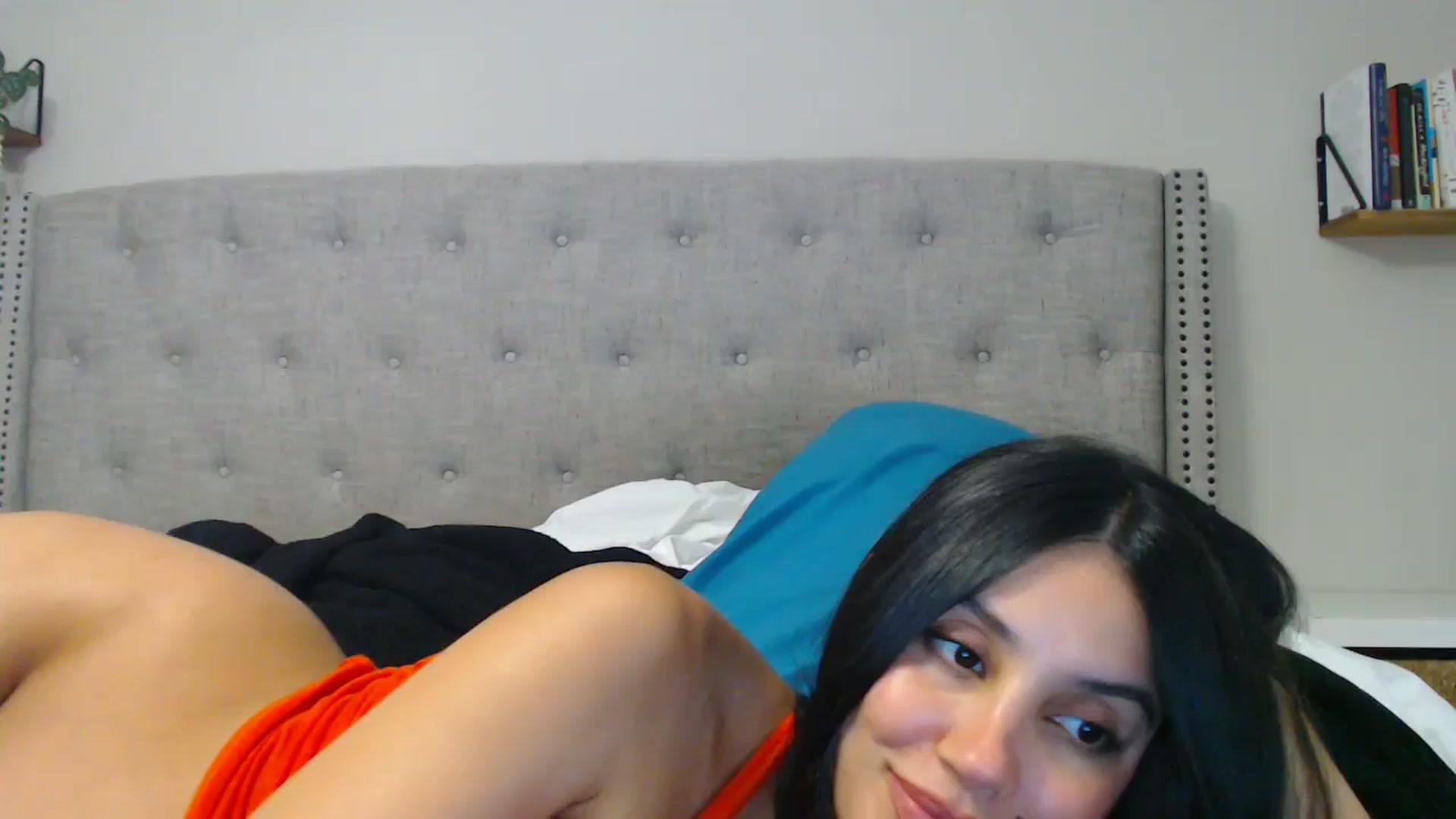 Gallery image thumbnail from SofiDiamond_'s myfreecams stream on, 01/16/2025, 20:53 image 16 of 20