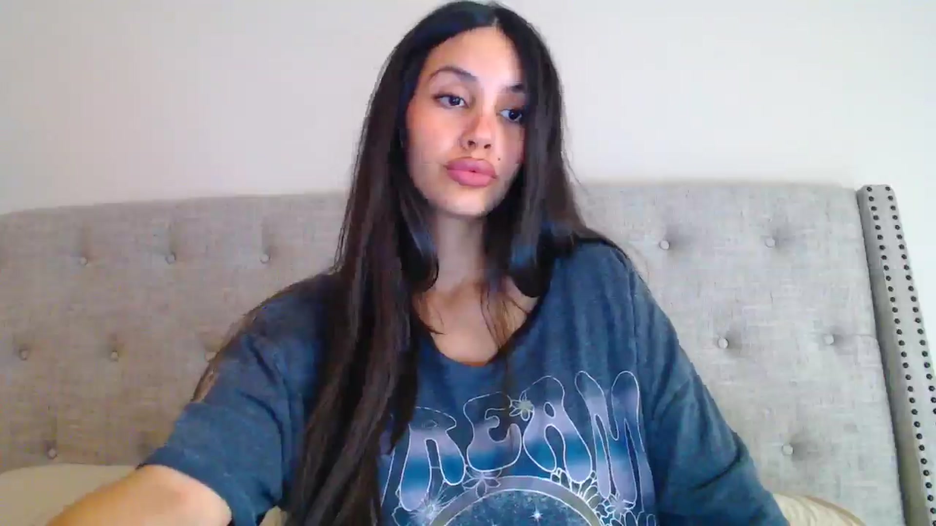 Gallery image thumbnail from SofiDiamond_'s myfreecams stream on, 01/28/2025, 19:34 image 13 of 20