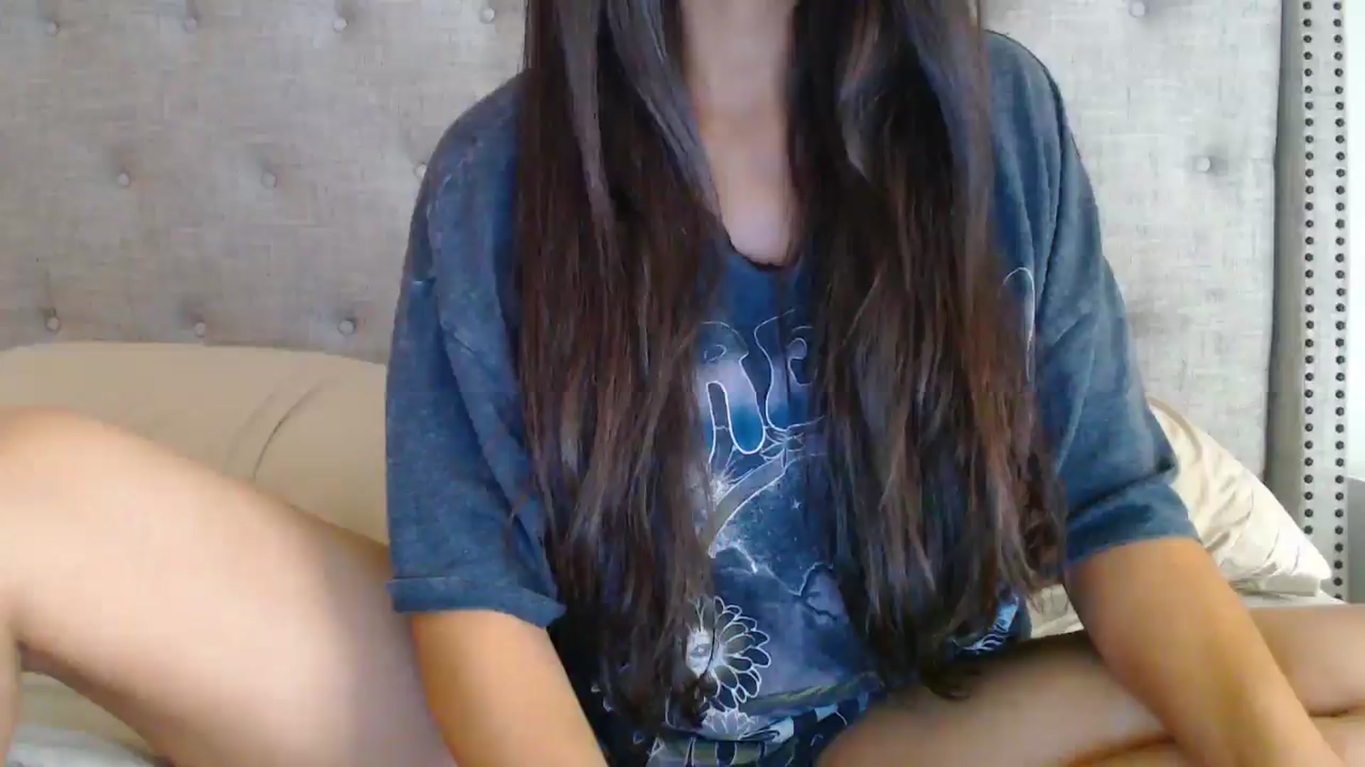 Gallery image thumbnail from SofiDiamond_'s myfreecams stream on, 01/28/2025, 19:34 image 19 of 20