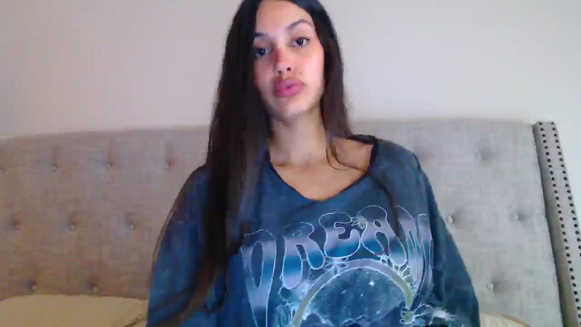 Gallery image thumbnail from SofiDiamond_'s myfreecams stream on, 01/28/2025, 19:34 image 10 of 20