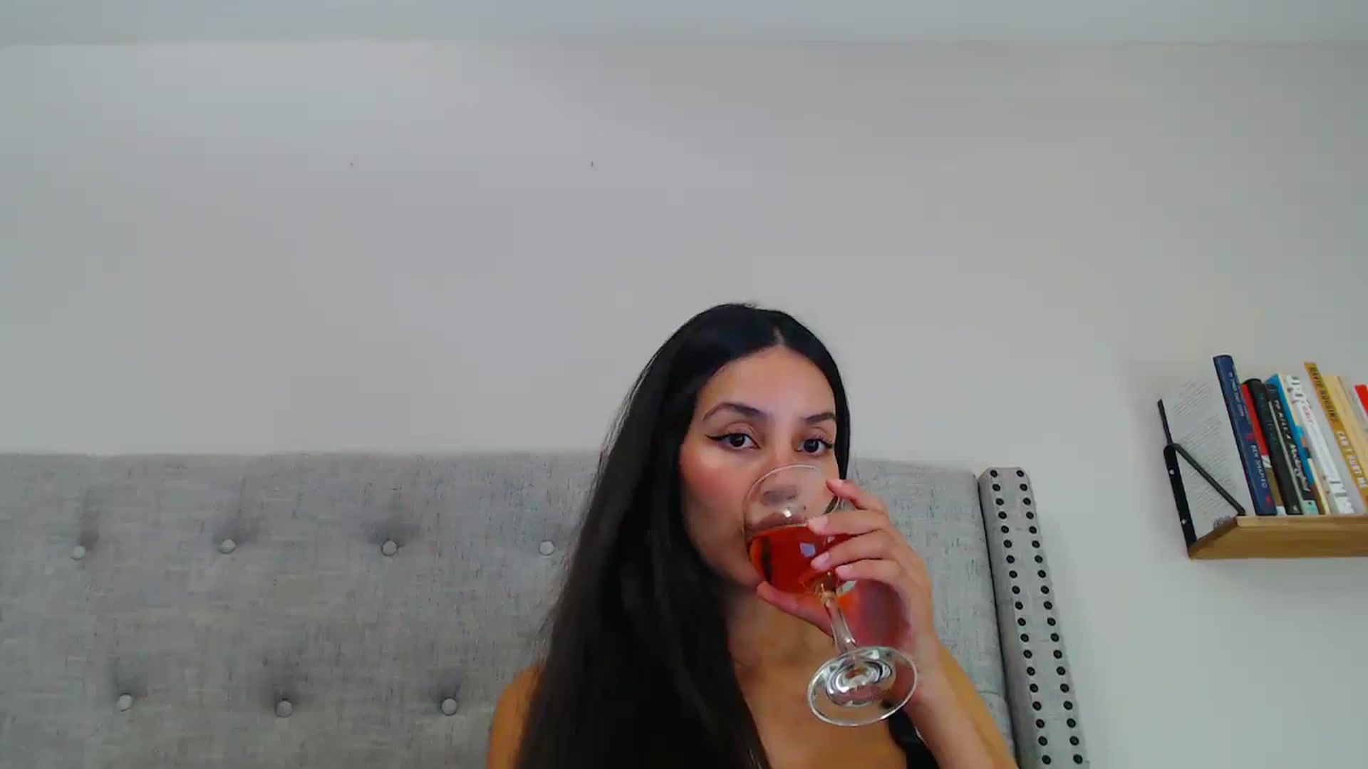 Gallery image thumbnail from SofiDiamond_'s myfreecams stream on, 02/13/2025, 19:36 image 16 of 20