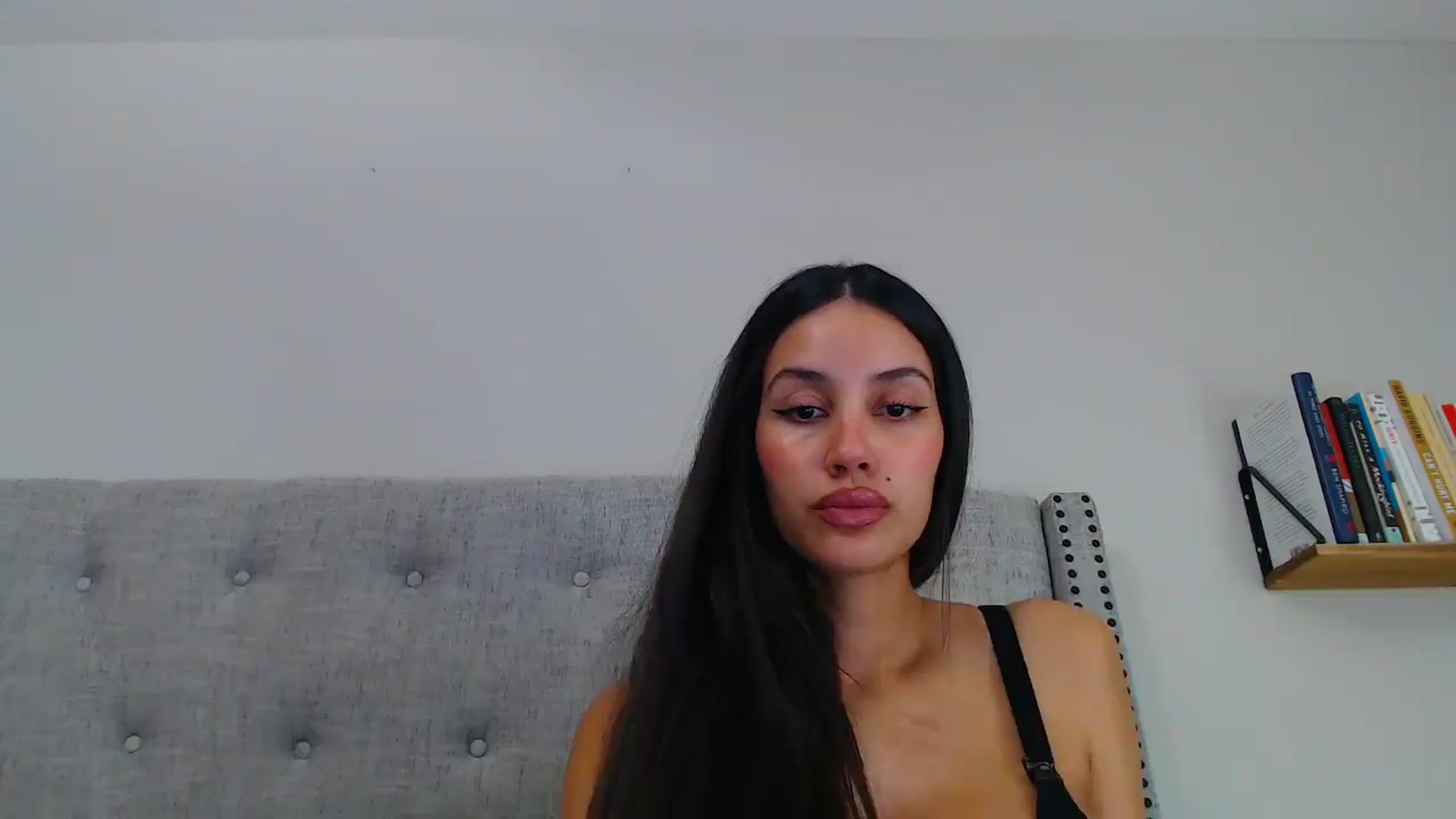 Gallery image thumbnail from SofiDiamond_'s myfreecams stream on, 02/13/2025, 19:36 image 17 of 20