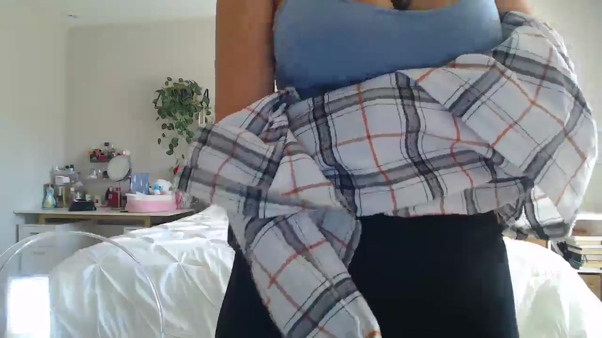Gallery image thumbnail from SofiDiamond_'s myfreecams stream on, 03/27/2025, 20:38 image 15 of 20