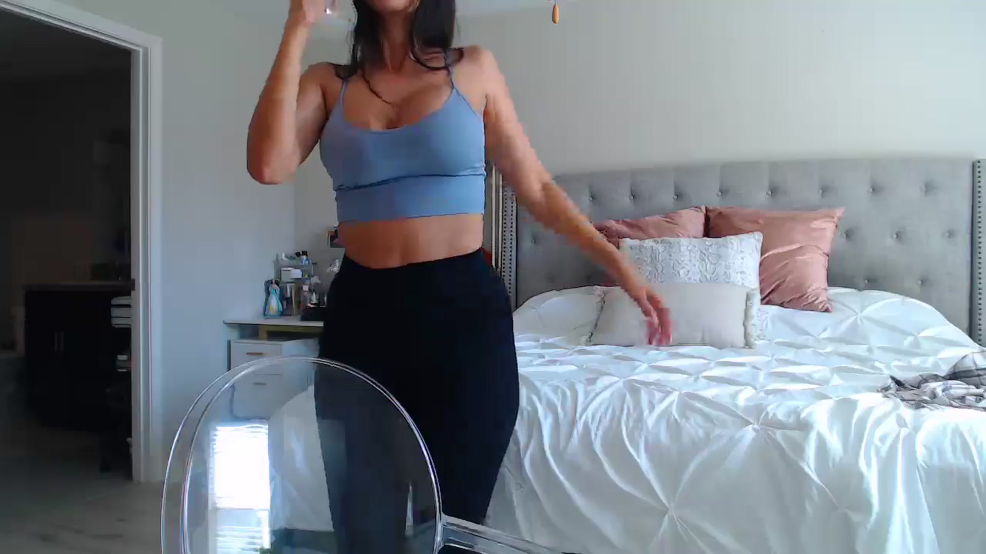 Gallery image thumbnail from SofiDiamond_'s myfreecams stream on, 03/27/2025, 20:38 image 13 of 20