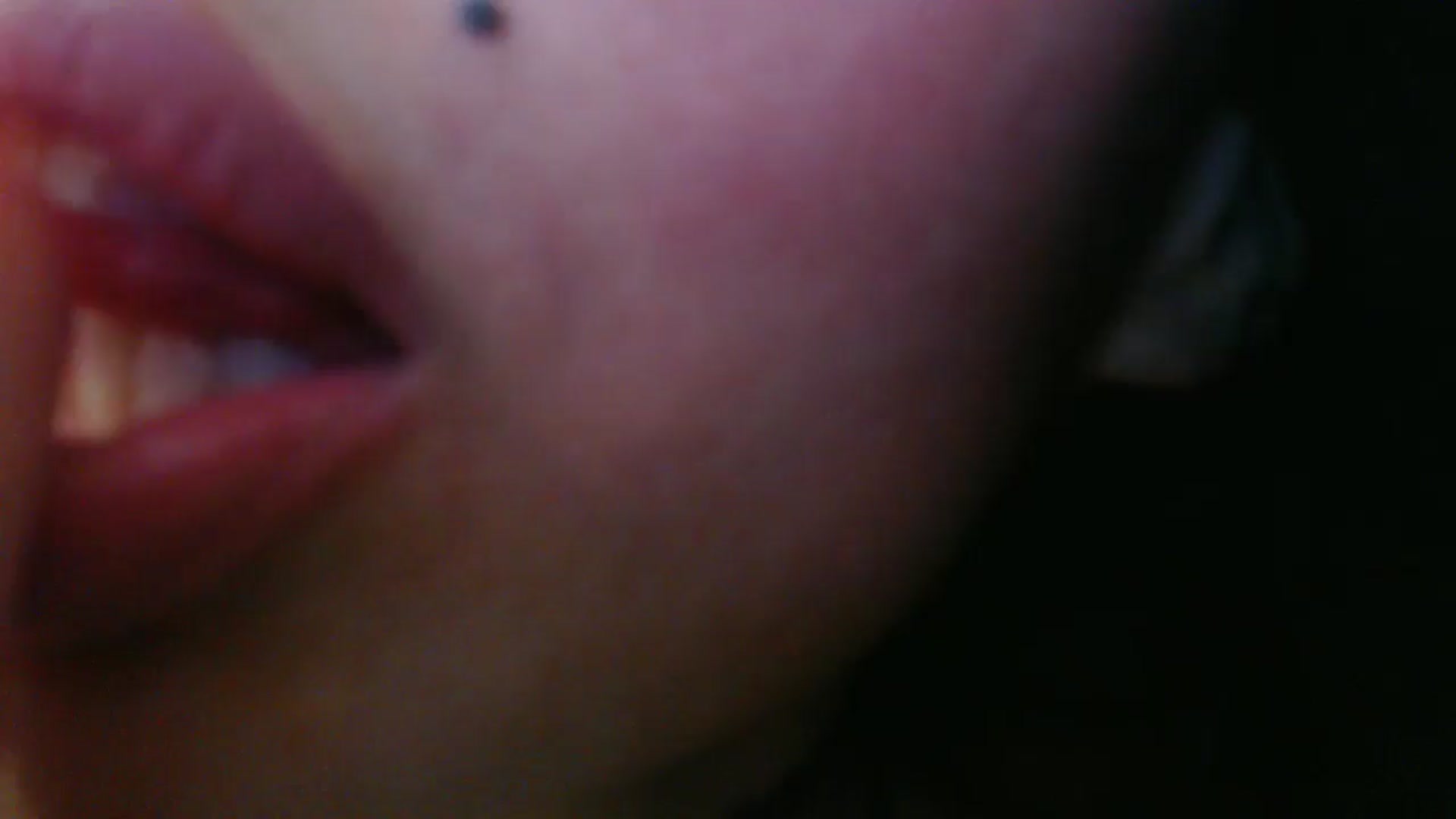Gallery image thumbnail from SofiDiamond_'s myfreecams stream on, 05/08/2025, 24:45 image 18 of 20