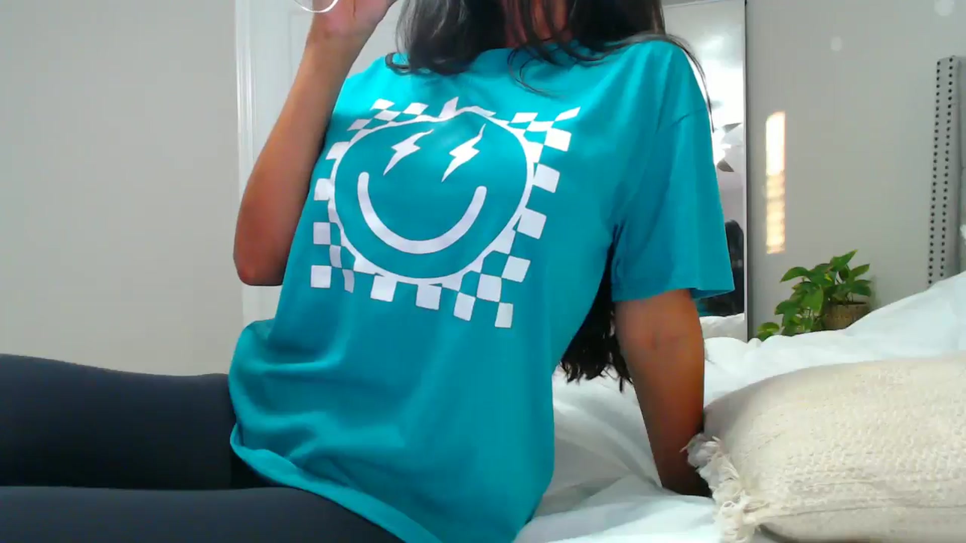 Gallery image thumbnail from SofiDiamond_'s myfreecams stream on, 05/31/2025, 23:53 image 15 of 20
