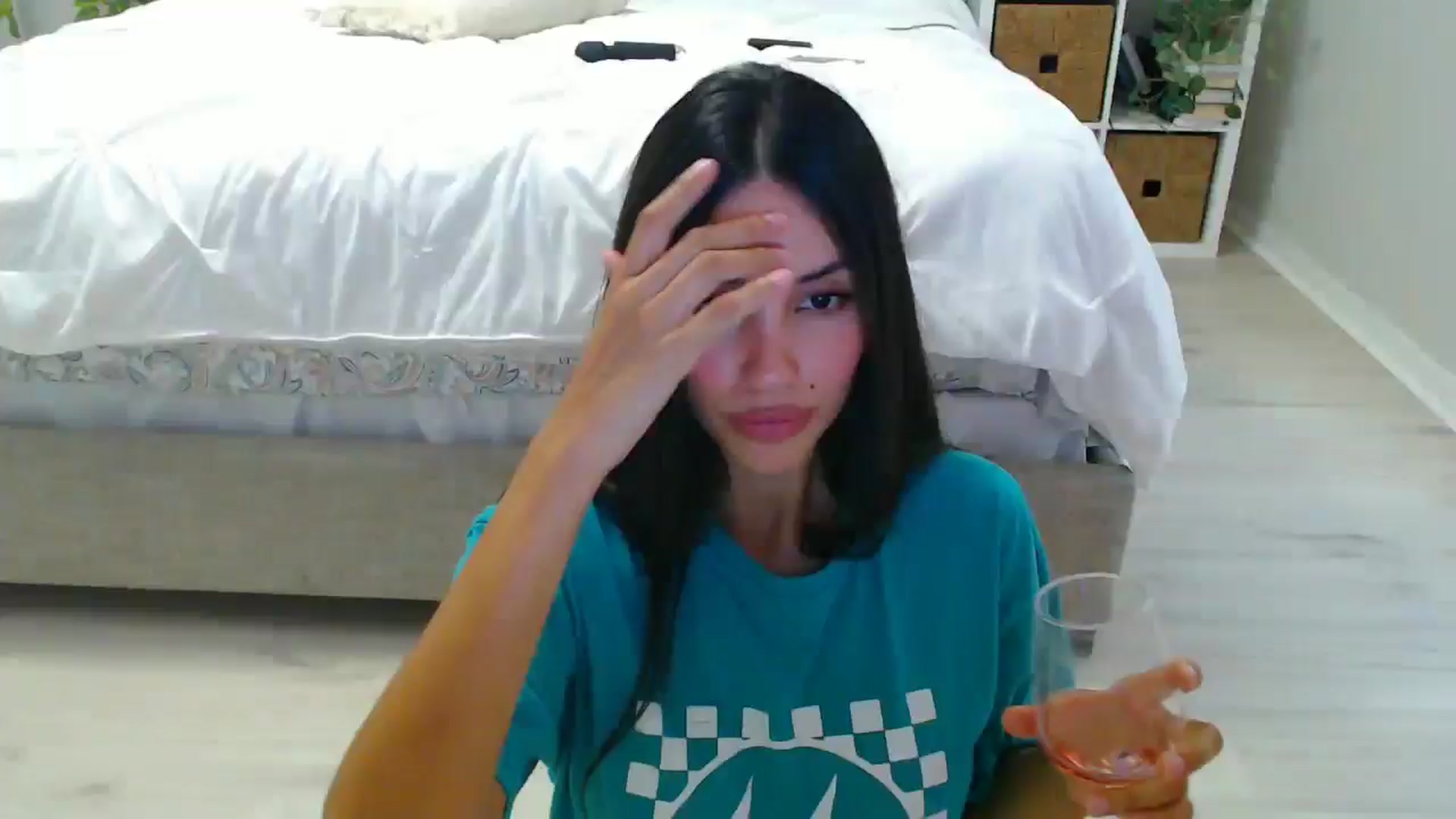 Gallery image thumbnail from SofiDiamond_'s myfreecams stream on, 06/01/2025, 24:07 image 1 of 20