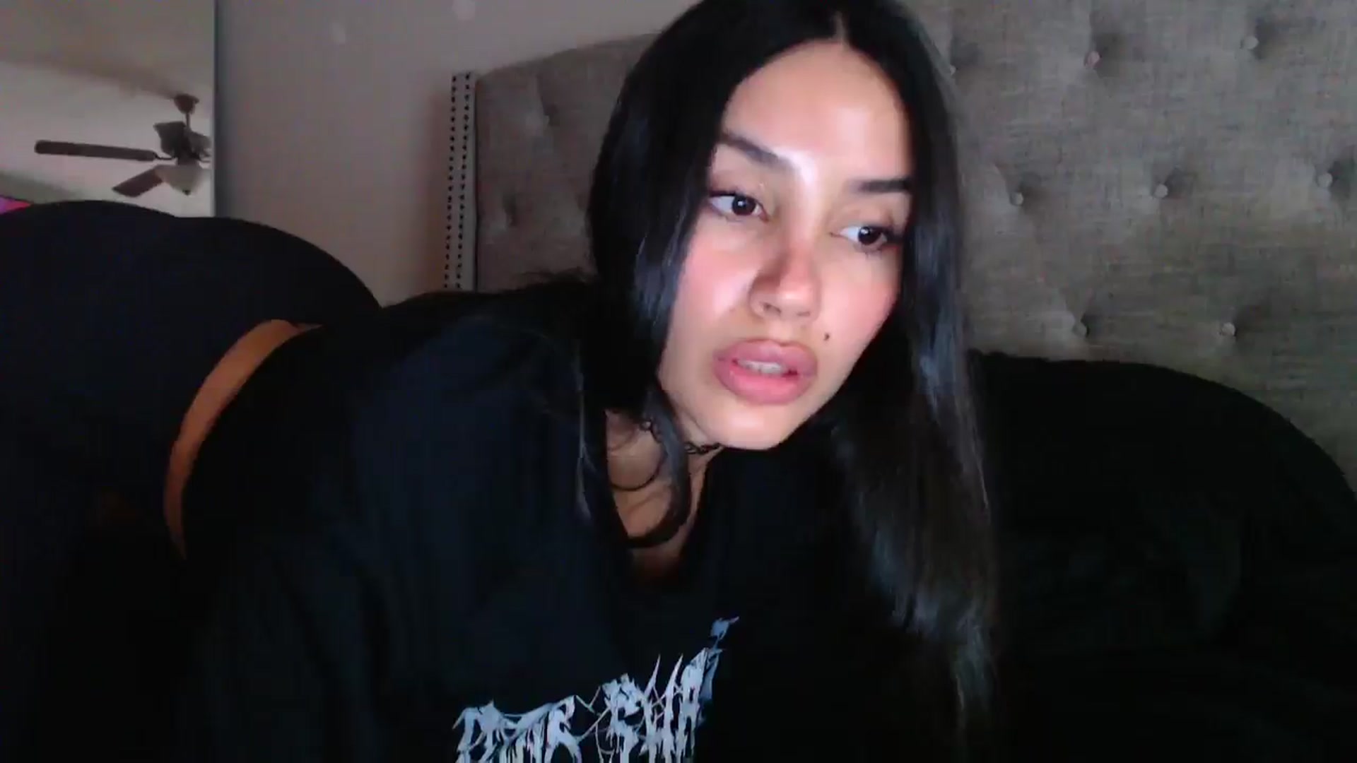 Gallery image thumbnail from SofiDiamond_'s myfreecams stream on, 06/07/2025, 18:33 image 11 of 20