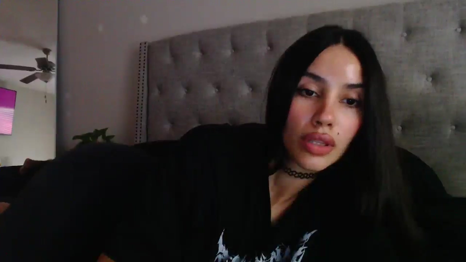 Gallery image thumbnail from SofiDiamond_'s myfreecams stream on, 06/07/2025, 18:33 image 2 of 20