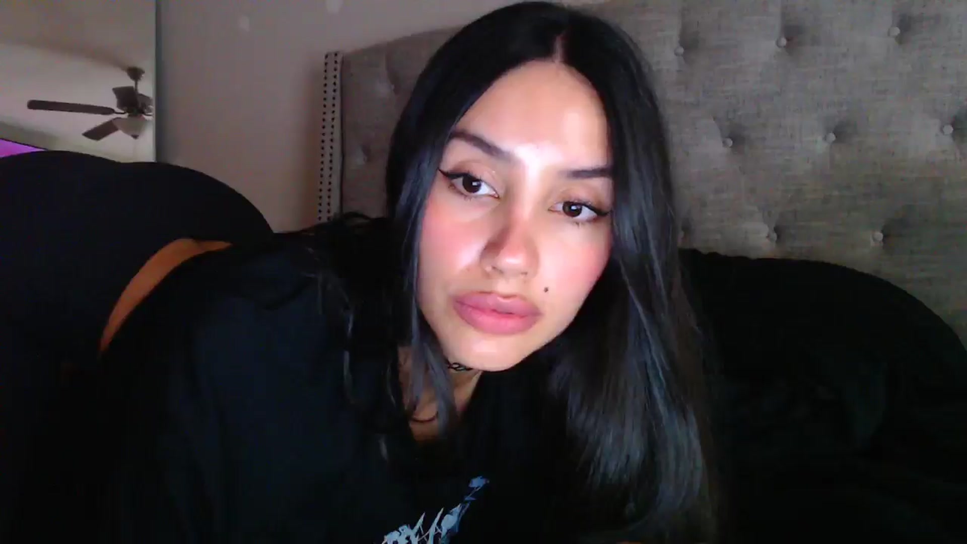 Gallery image thumbnail from SofiDiamond_'s myfreecams stream on, 06/07/2025, 18:33 image 14 of 20