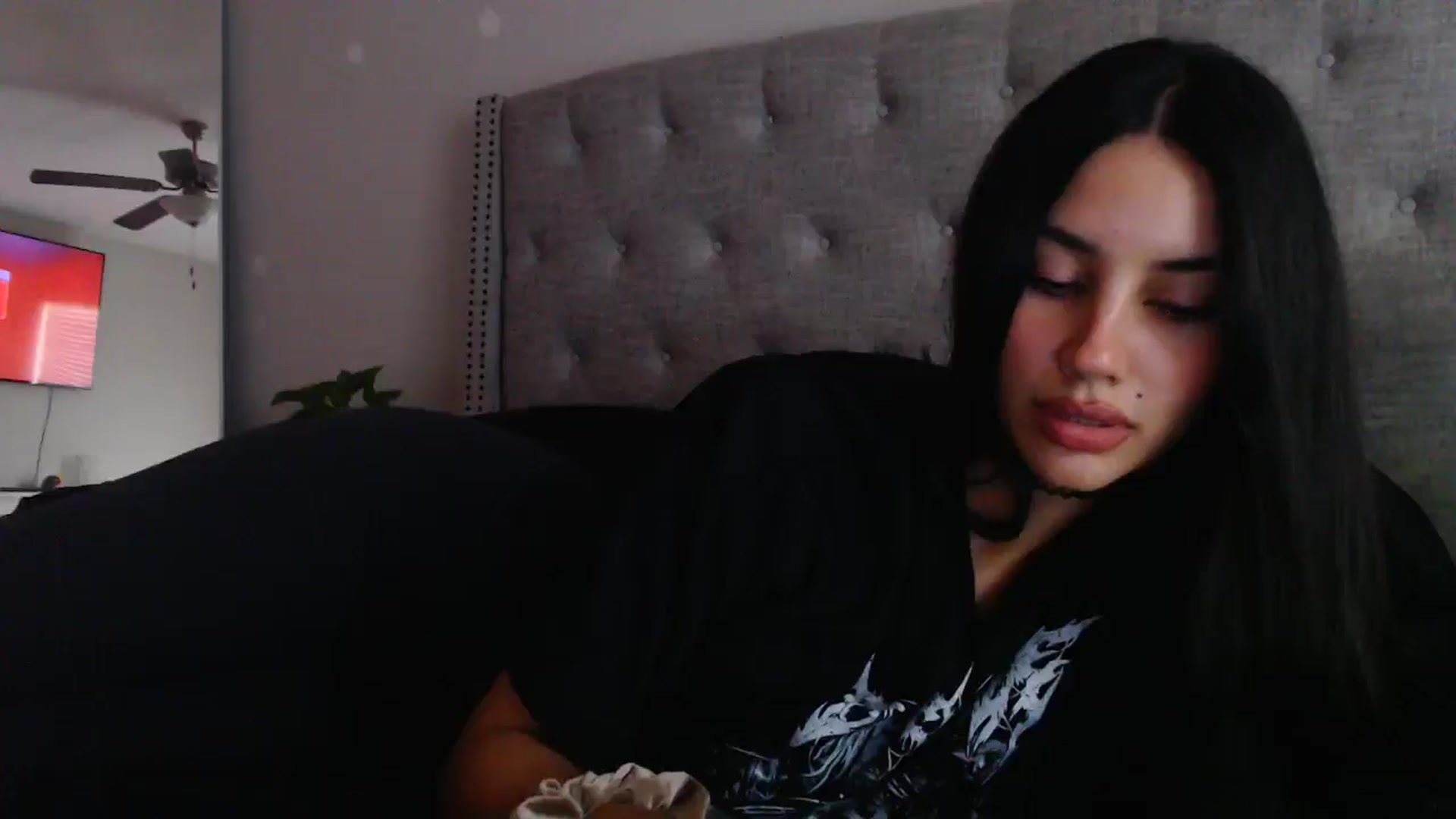 Gallery image thumbnail from SofiDiamond_'s myfreecams stream on, 06/07/2025, 18:33 image 10 of 20