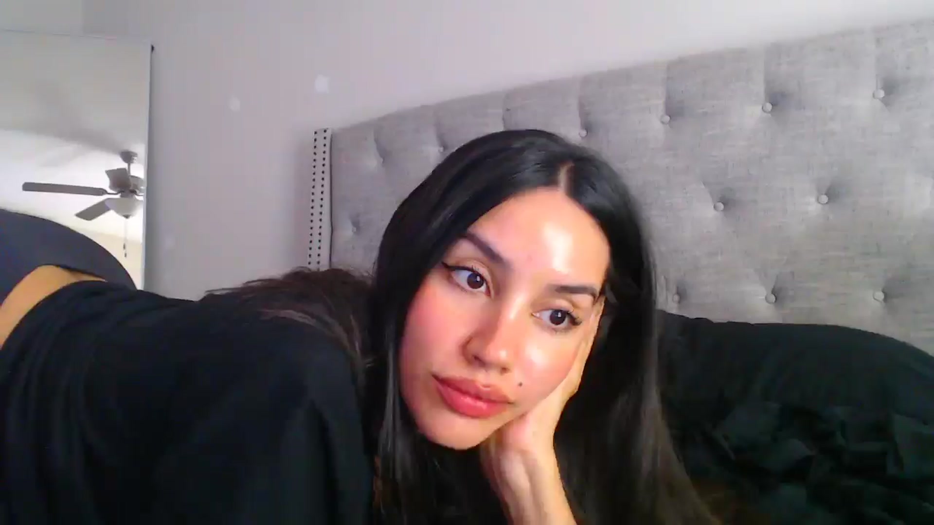 Gallery image thumbnail from SofiDiamond_'s myfreecams stream on, 06/07/2025, 20:22 image 8 of 20