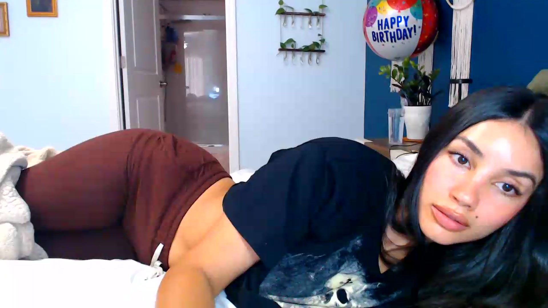 Gallery image thumbnail from SofiDiamond_'s myfreecams stream on, 07/20/2026, 18:37 image 5 of 20