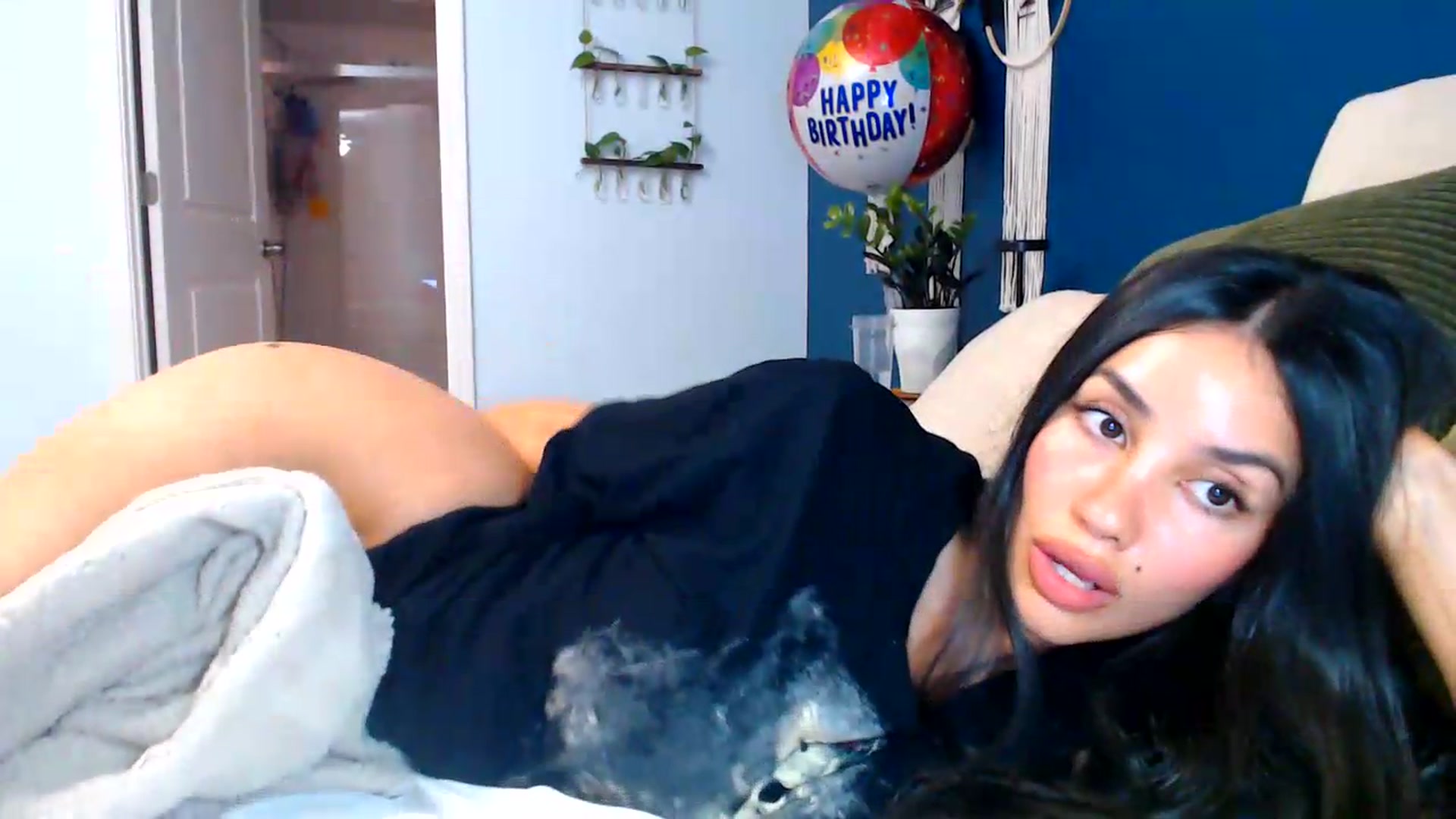 Gallery image thumbnail from SofiDiamond_'s myfreecams stream on, 07/21/2026, 24:19 image 12 of 20